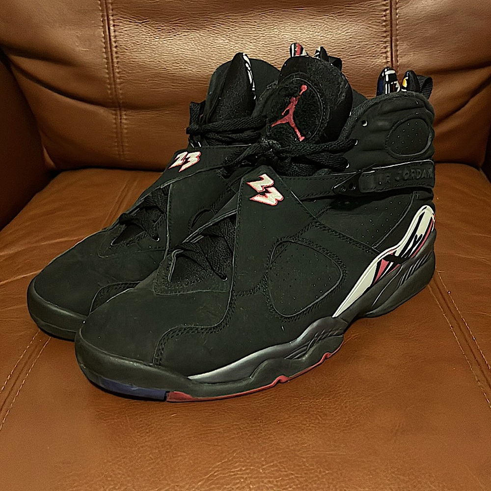 SOLD:Jordan Black playoff 8s GREAT condition9/10 with OG box no scuffs no stains